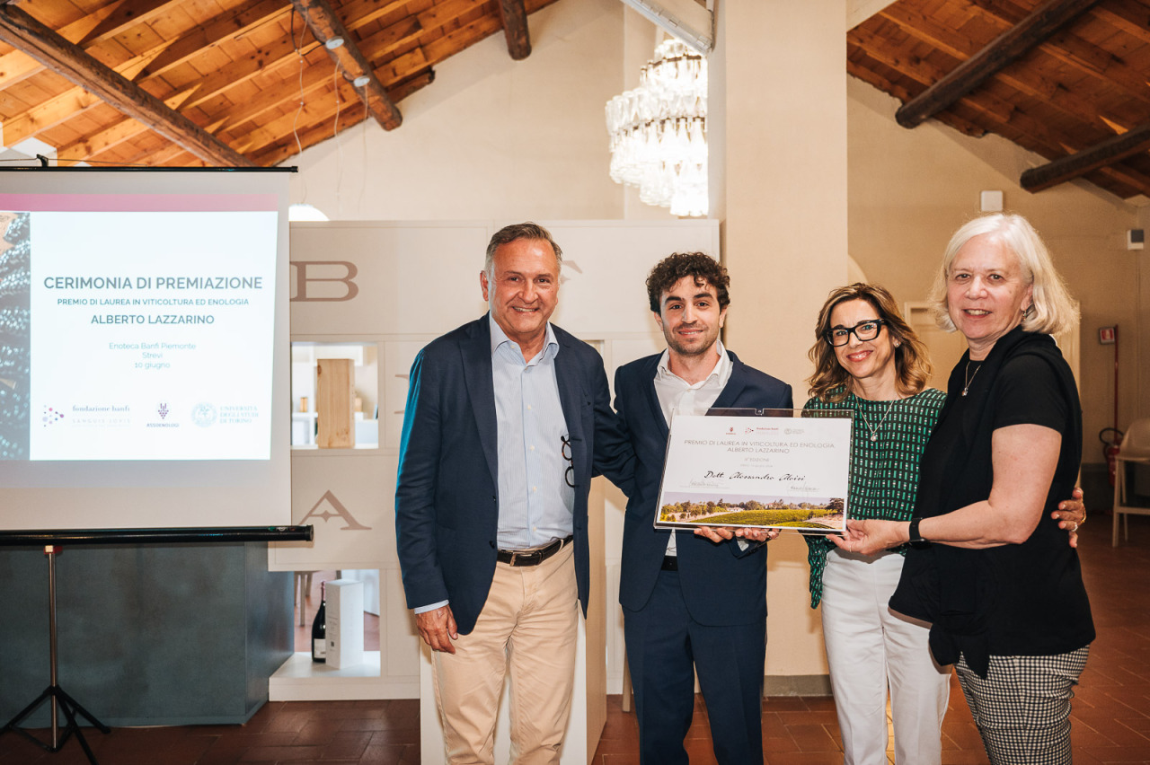 Alberto Lazzarino Award